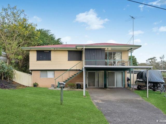Big Backyard, Multiple Sheds and Flexible Living