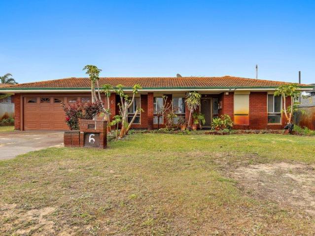 BIG BLOCK, BIG POTENTIAL & A CLASSIC GREENWOOD HOME
