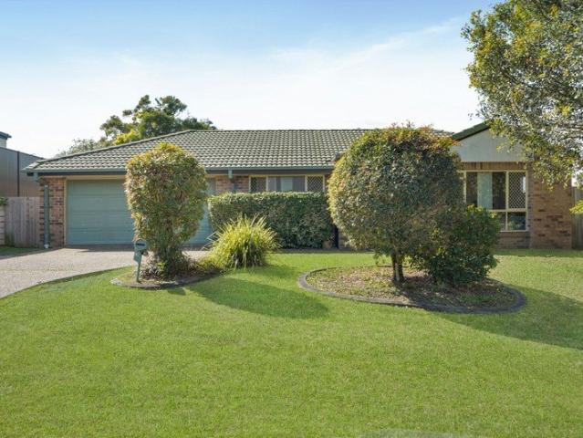 Big Block, Big Potential A Family Home Ready for Its Next Chapter