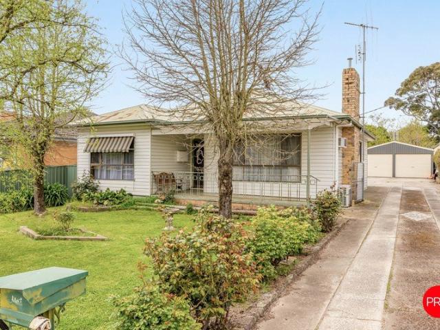 Big Block, Brilliant Shed & a Walk to Everything Location
