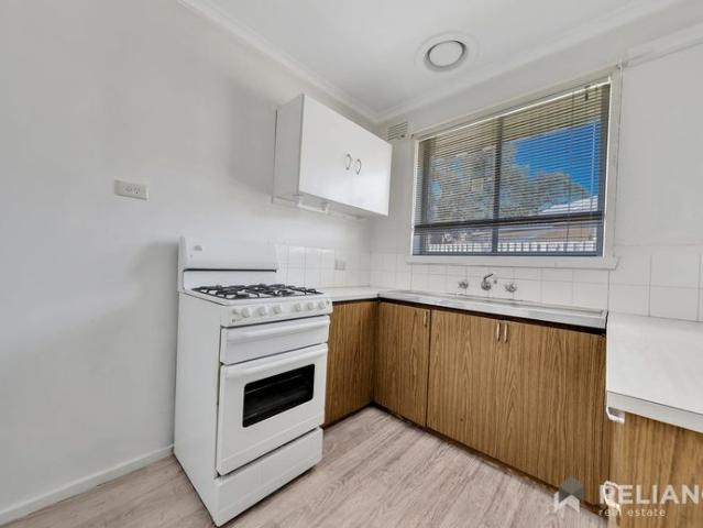 Big Block, Prime Location!