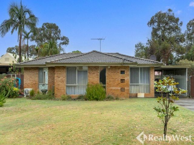 BIG BLOCK, QUIET CUL DE SAC, SUPER CONVENIENT LOCATION