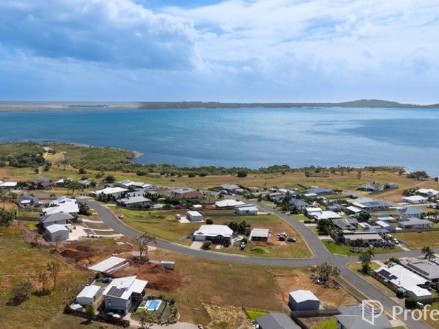 BIG BLOCK WITH BEAUTIFUL SEA VIEWS 1362M2