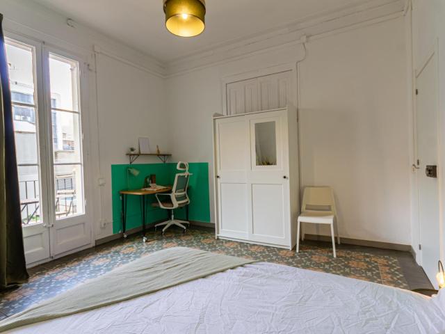 Big double bedroom near Jardins d'Emma de Barcelona