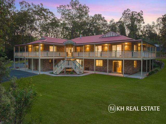 Big Family Living, True Dual Living & 1.5 Acres of Lifestyle Freedom!