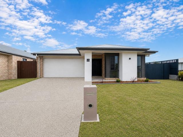 Big Family Living with Bonus Side Access