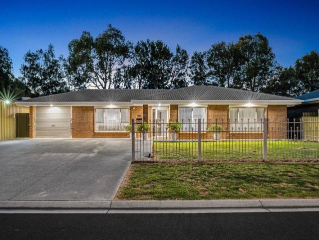 Big Family Sized Winner & Investor opportunity in Paralowie