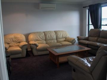 Big House Sleeps 14 people fully furnished