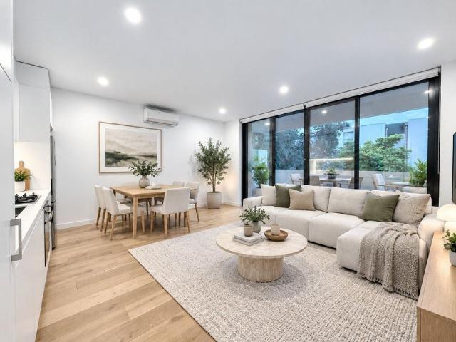 Big on Light. Small on Neighbours