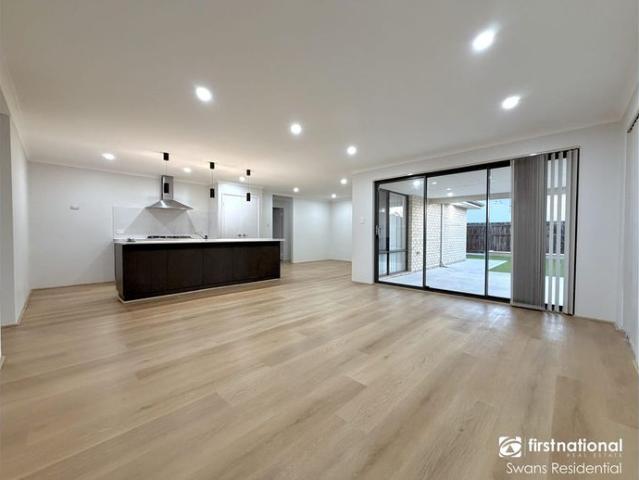 Big on Space, Comfort and Parking A Rare Ellenbrook Find, Now Available for Lease!