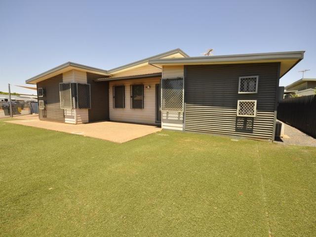 Big on Space, Low on Maintenance! 4x2 Family Home