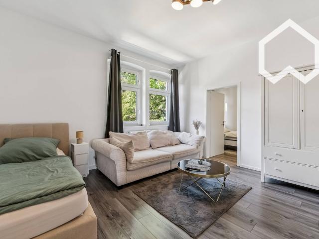 Big Modern & elegant serviced apartment in a central location Essen, Essen Amsterdam Apartments for Rent