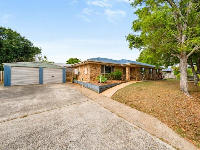 BIG SHED, CORNER BLOCK & ROOM FOR THE WHOLE FAMILY