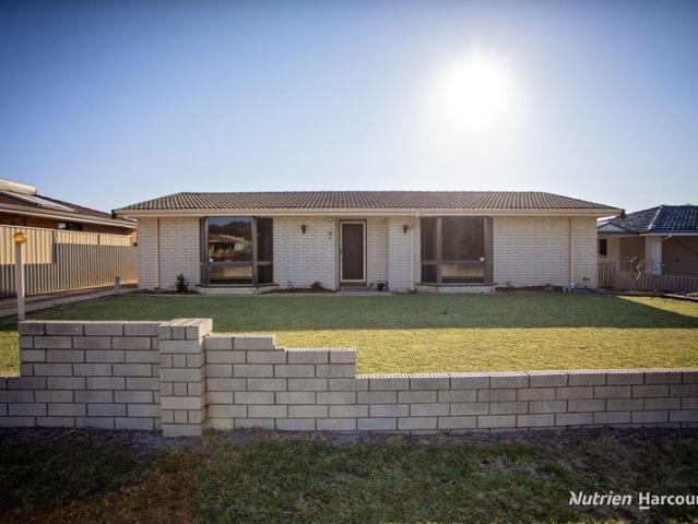 Big Shed, Easy Living, Great Location