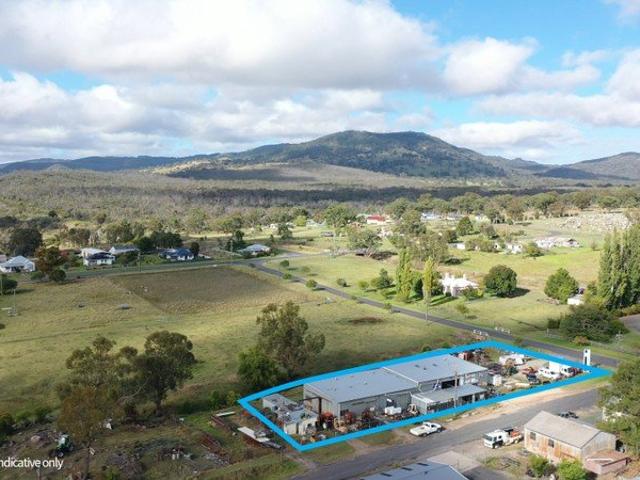 BIG SPACE. BIG POTENTIAL. A TENTERFIELD OPPORTUNITY
