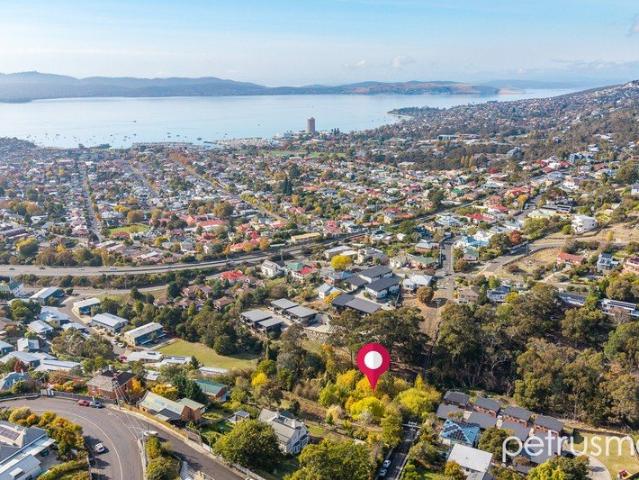 Big Views, Blue Chip Living A Rare 4354 m² Opportunity in SOHO