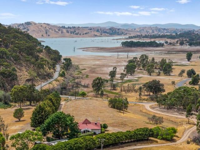 Big Views, Lake Lifestyle and Timeless Design