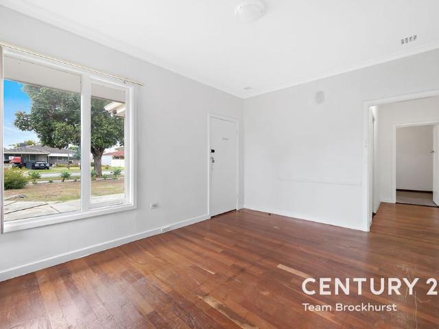 Big Yard, Handy Location, Cosy Home