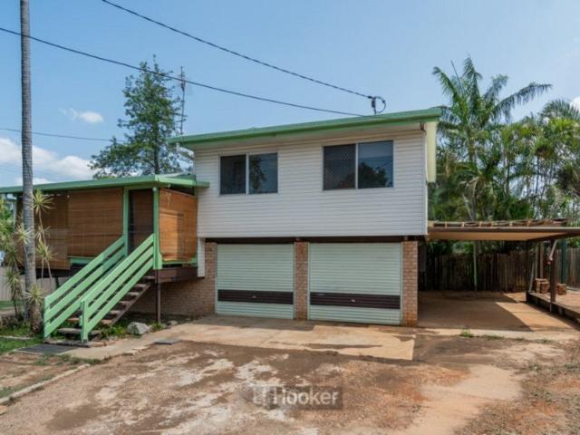 Big Yard, Plenty of Parking & Room to Make Yourself at Home!