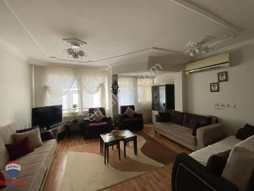 Biga / Kalafat Nilüfer Site'sinde Eşyalı Trıpleks Kiralık Villa!