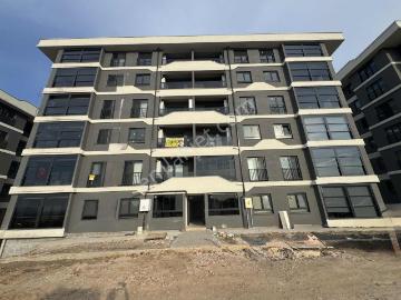 Biga Alfa Tepe Evlerinde Satılık Ara Kat 3+1 Ön Cephe Daire