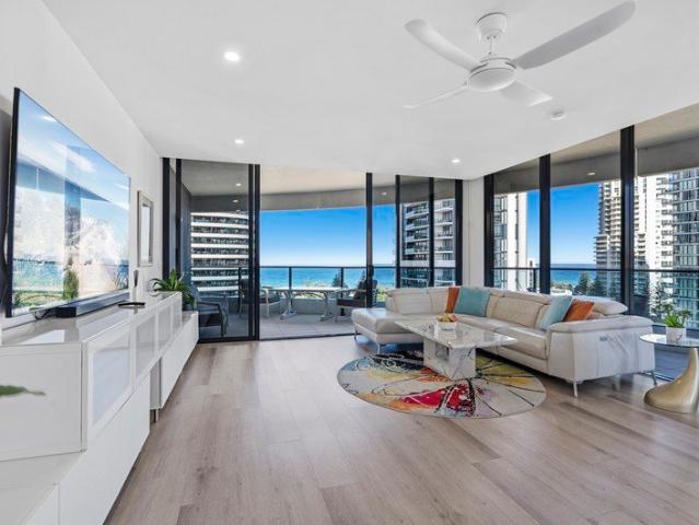 Owners bought elsewhere. The Largest 2 bedroom apartment type in Oracle and 2 Car Spaces!