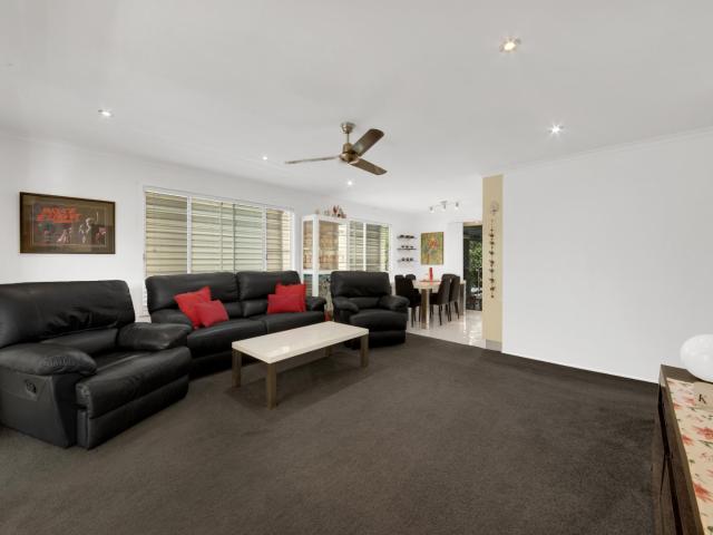 Bigger is better in telina… possible dual living…
