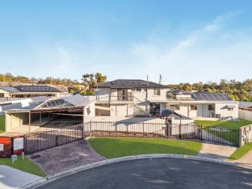 BIGGEST HOUSE YOU'VE EVER SEEN! PERIOD