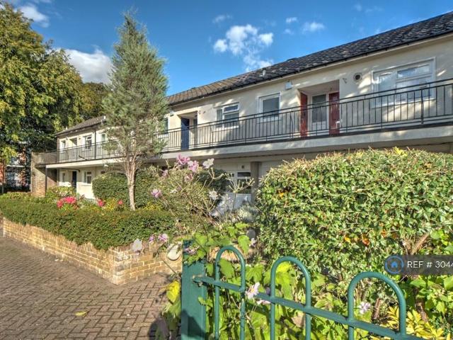 Biggin Hill, Westerham, TN16 1 bed flat to rent £1,250 pcm £288 pw