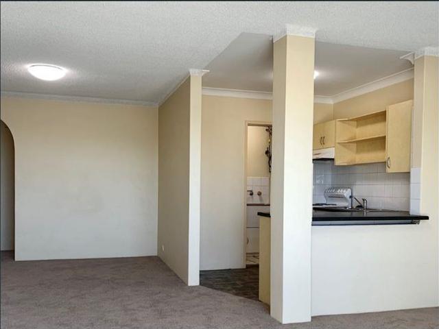 Bight & Sunny Two Bedroom Unit