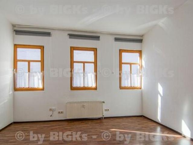 BIGKs Suhl: Mitte 2 Raum Wohnung,WG geeignet, Dusche, sep. Küche