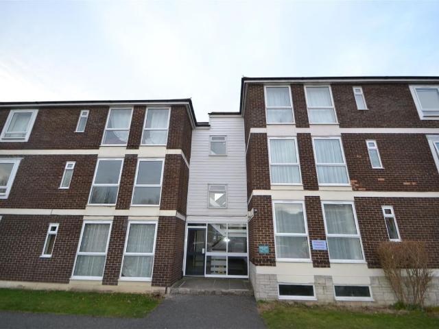 Bilbao Court, Andover SP10, 2 bed flat to rent, £1,050 pcm | PrimeLocation