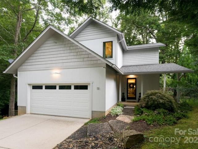Bilberry Ln, Candler, Home For Sale