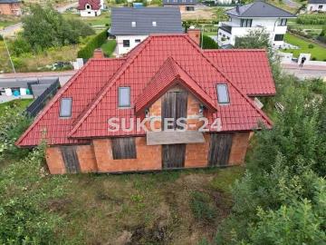 Przestronny dom 123 m² w prestiżowej lokalizacji Bilcza