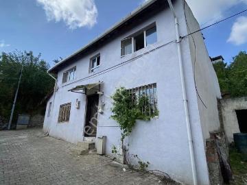 Bilecik Söğüt Cumhuriyet Mahallesinde Satılık Müstakil Ev