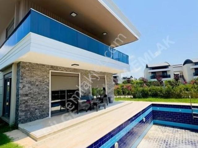 Bilgeden Kadriyede Oturum İznine Uygun Kiralık Lüx Villa