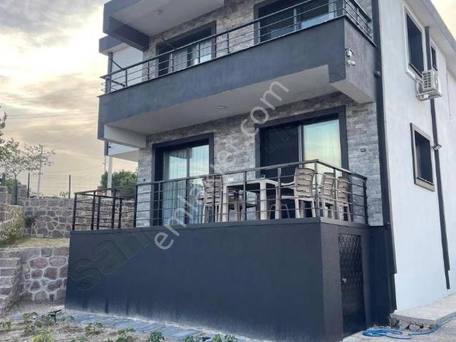 Bilginoğlu Emlaktan Küçük Belen Mahallesi'nde Müstakil Villa