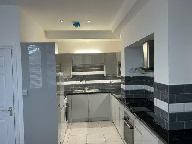 Billing Road, Abington, Northampton NN1, 2 bed flat to rent, £1,075 pcm | PrimeLocation