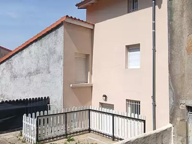 Billom 63160 Achat / Vente maison 5 pièces t5