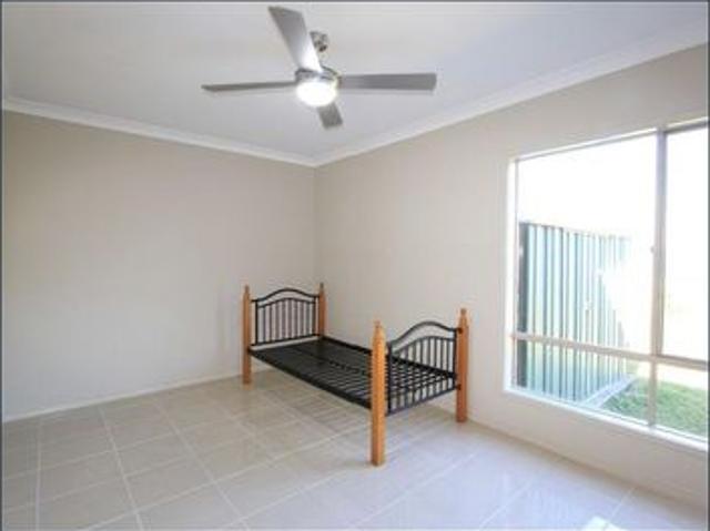 BILLS INCLUDED Neat & Tidy Two Bedroom Unit Convenient Moorooka Location