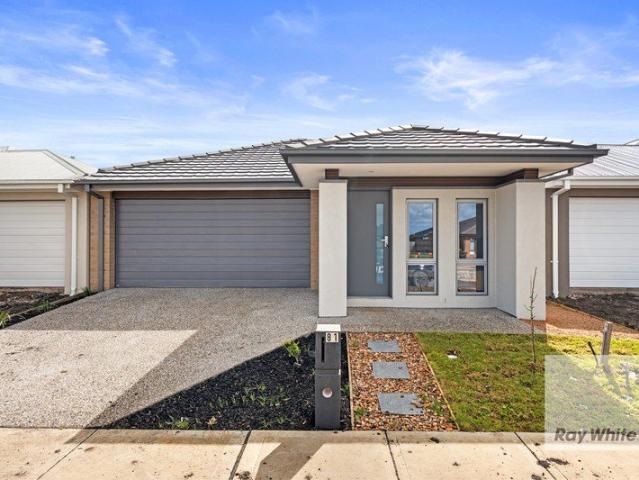 BILLS INCLUDED, SELF CONTAINED ROOM IN HEART OF BEVERIDGE