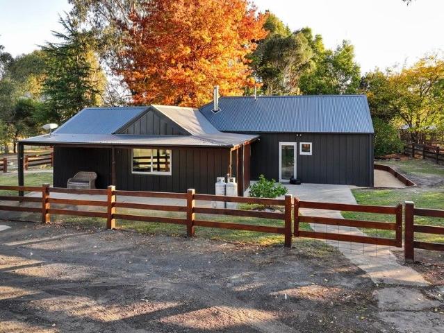 'Billy Creek Farm' Prized Location Majestic Views