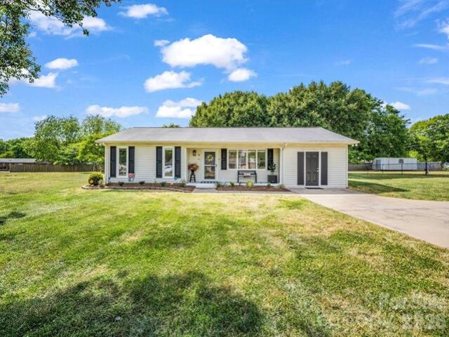 Billys Dr, Shelby, Home For Sale