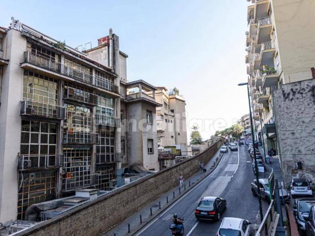 Bilocale 48 m², Posillipo, Napoli