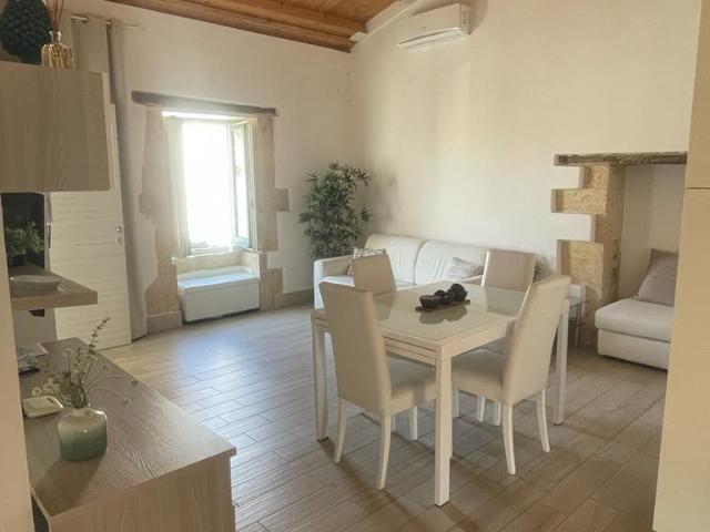 bilocale 65mq