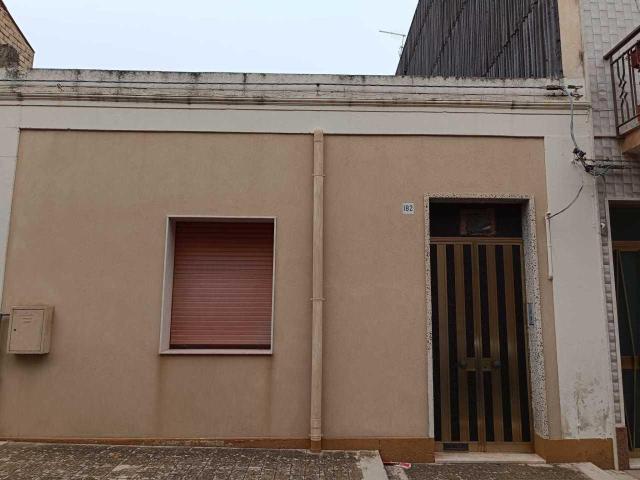 bilocale 99mq
