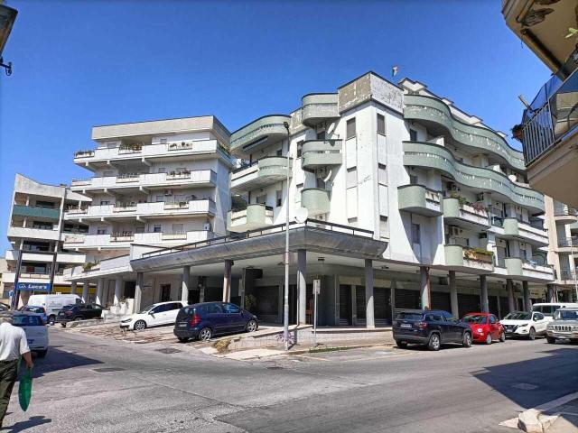 bilocale 230mq