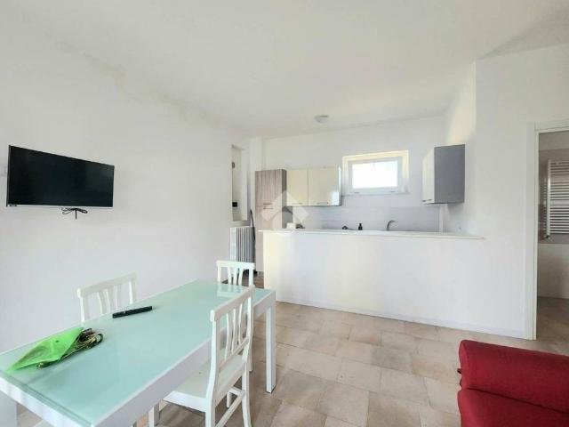 Bilocale traversa VII viale Crotone 108, Catanzaro Lido, Catanzaro