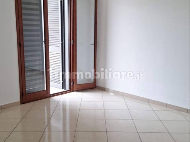 Bilocale via 11 Febbraio 5, Teverola