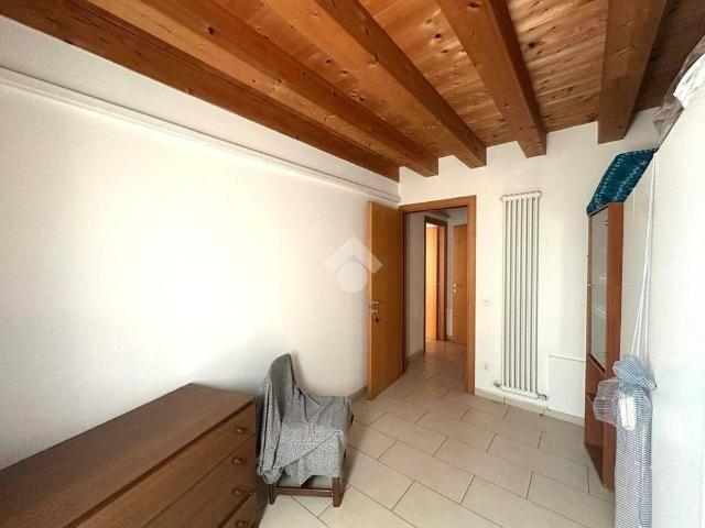Bilocale via Conti Gualdo 19, Montecchio Maggiore Alte Ceccato, Montecchio Maggiore